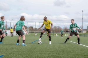 La route est encore longue mais jy arriverai motivationdeterminationfootballconcistencyworkhardsucess